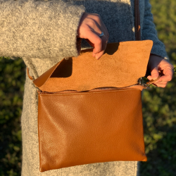 Bolso antiEMF de piel marrón rectángular